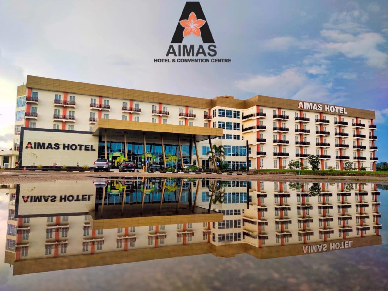 Aimas Hotel And Convention Centre Sorong Exterior photo